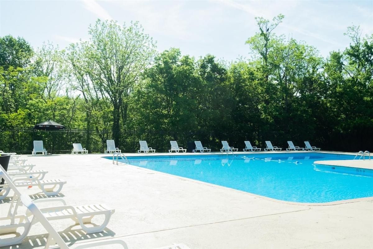Cozy Retreat Golf, Lake & Nature At Beautiful Lake Monroe บลูมมิงตัน ภายนอก รูปภาพ